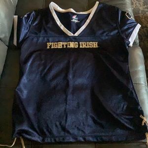 Women’s fighting Irish top